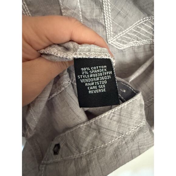 Buckle black men’s button up long sleeve Gray shirt Size medium standard fit  - Picture 7 of 8